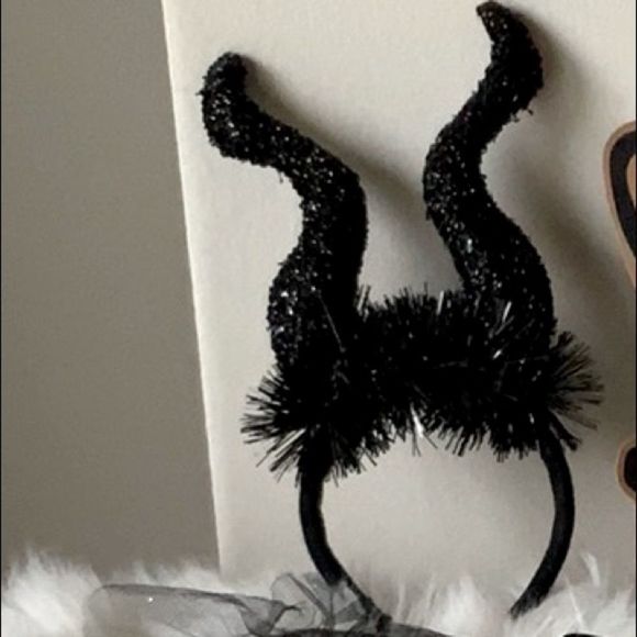 New XS Dog Costume Ears Headband and Tutu Set - Picture 2 of 5